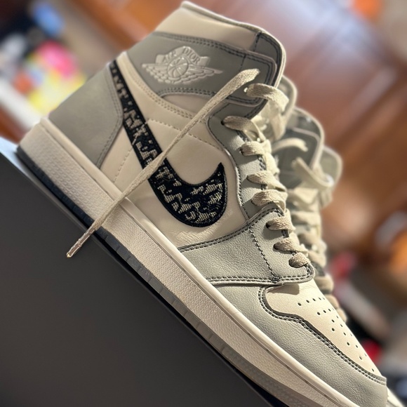 jordan retro high dior